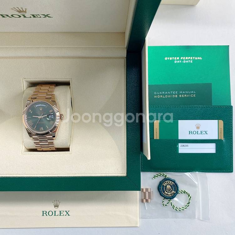 [팝니다] 롤렉스 데이데이트 40 로즈 골드 올리브 그린 로만 프레지던트 228235 - 2019년식 (100004...--5