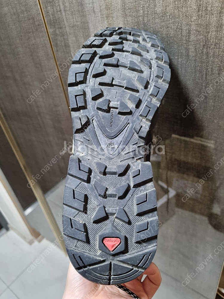 살로몬 등산화 퀘스트 4 GTX--1