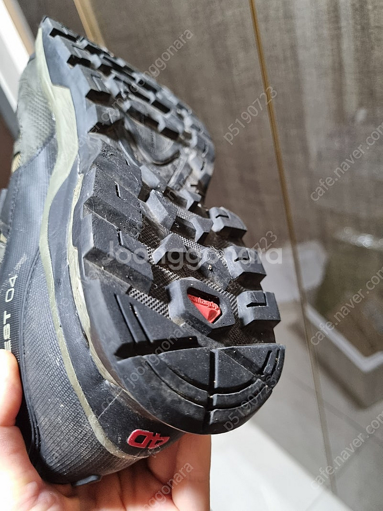 살로몬 등산화 퀘스트 4 GTX--3