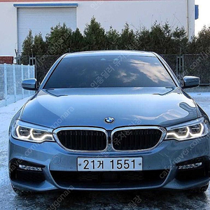 BMW 5시리즈 중고 BMW 520D 중고 5시리즈 중고차 할부 회색 2017년식 35,719km 520d xDrive M 스포츠 플러스 수원중고차