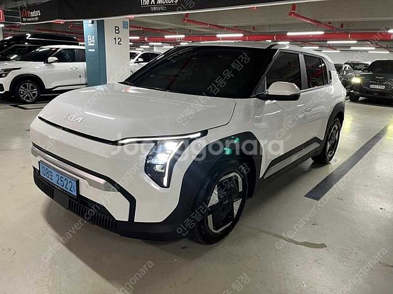 4,254 km EV3 중고 전기중고차 롱레인지 에어 ...--6