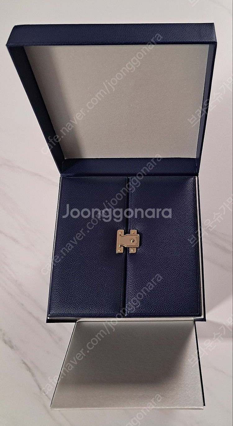 쇼메 시계케이스 박스 쇼핑백 보증서파일판 팝니다 (택포...--2