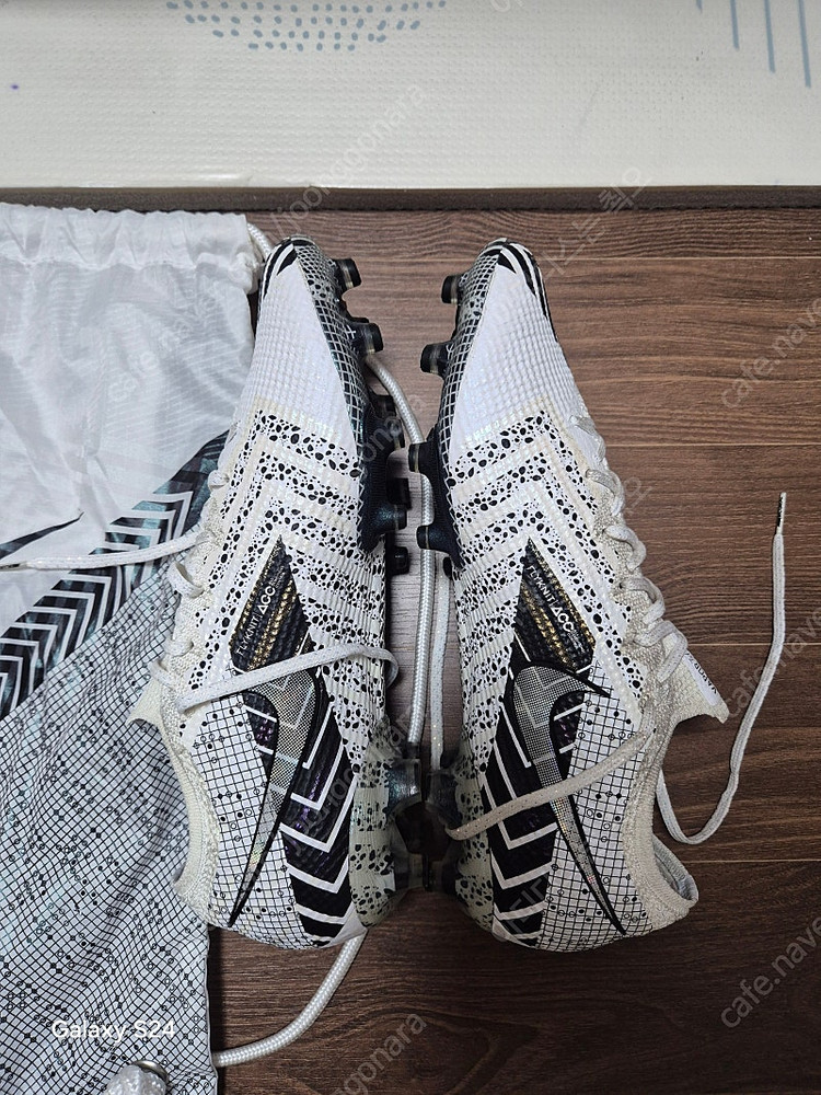 나이키 머큐리얼 베이퍼 13 엘리트 ag 270mm 이미지