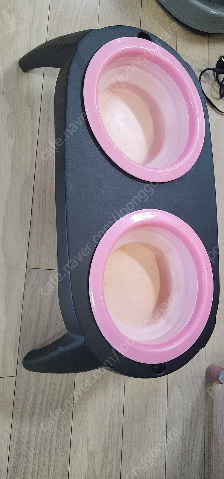 반려동물 밥그릇 놀이기구--1