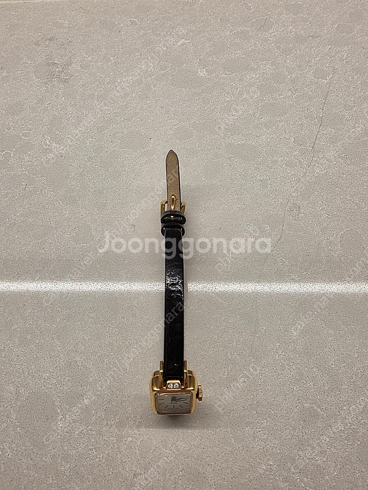 로즈몽 금장블랙 가죽시계--0