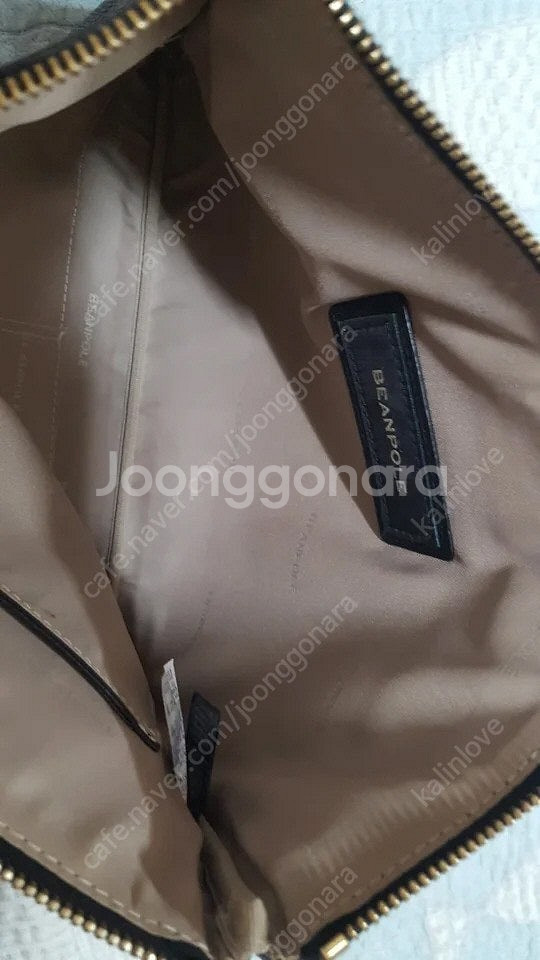 빈폴 소가죽 마카롱 클러치백--2