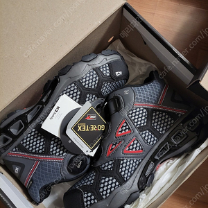 k2-60 케이투 안전화 255 새상품 팝니다