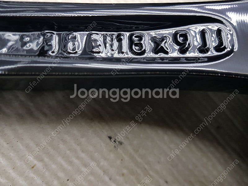 [판매]18인치 사제(중고)휠 어드반RZ 9J만 유광블...--9
