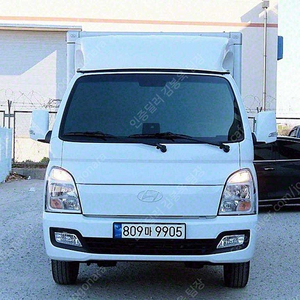 포터2 중고차 내장탑차 중고 포터 중고차 흰색 2024년식 10,583km 슈퍼캡/초장축 모던플러스 사회초년생 중고차