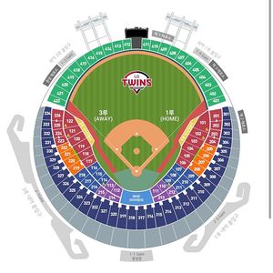 [6월 21일]LG 트윈스 vs 두산 베어스 1루 네이비석 4연석