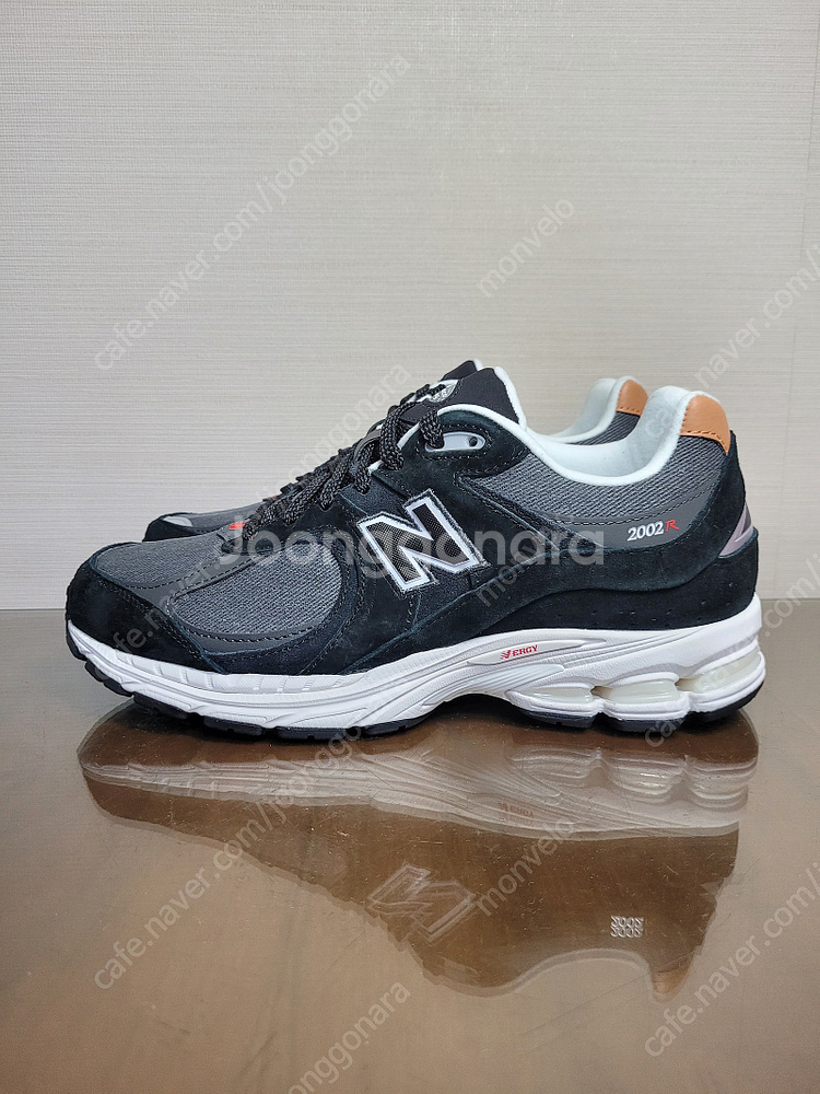(새상품) 뉴발란스 NB 2002 클래식 운동화 블랙브...--5