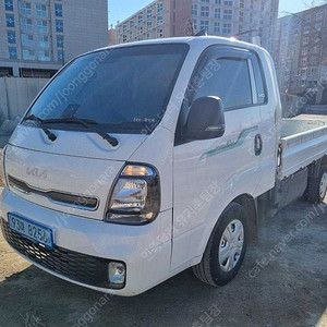 중고 봉고3 카고 킹캡 4륜 흰색 2022년식 1.0톤/킹캡/초장축/2WD GLS 개인사업자중고차