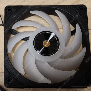 써멀라이트 120mm 쿨링팬 (TL-B12-S) 팝니다.