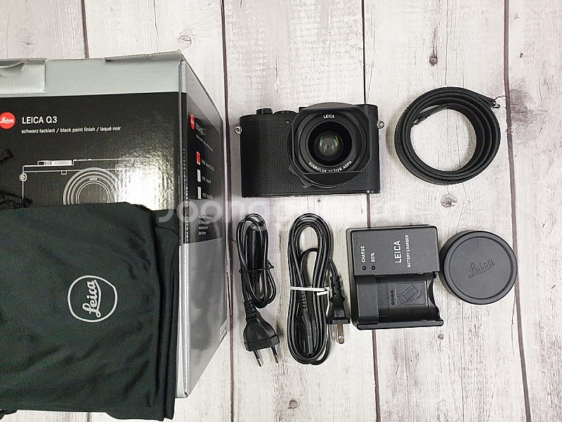 라이카 LEICA Q3 Q카키 Q실버--1
