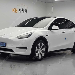 테슬라 모델 Y 중고 테슬라 중고 흰색 2021년식 롱 레인지 수원중고차