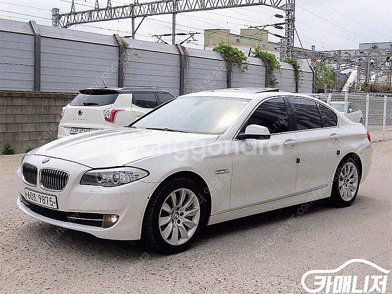 [BMW]5시리즈 (F10) 528i xDrive ★중...--2