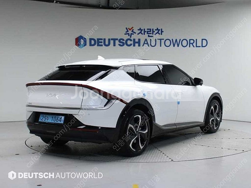 EV6 중고 EV6 중고차 2023년식 26,143km 롱레인지 AWD 어스 중고차시세비교--2