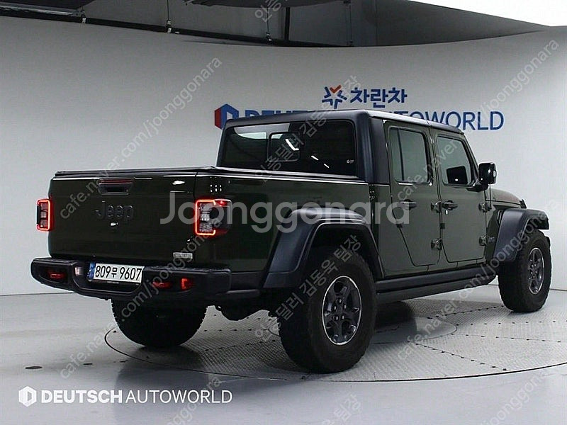 30,111 km 지프 글래디에이터 중고 지프 중고차 ...--7
