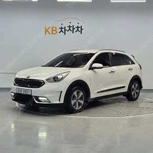 니로 중고차 니로 하이브리드 중고 하이브리드 중고차 흰색 2018년식 59,779km 1.6 하이브리드 럭셔리 중고차 직거래 카페
