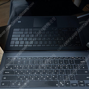 갤럭시탭 S9 울트라 WIFI 512GB 자급제모델 X910 정품키보드북커버 포함 90만