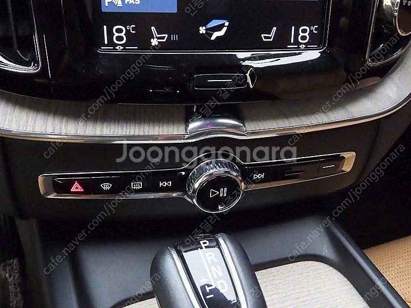 볼보 XC60 중고 볼보 중고차 볼보 중고 2020년식...--9