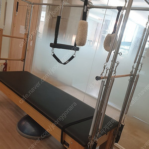 피크필라테스 캐딜락1대 중고판매 (미국 PEAK PILATES 6개월사용. A급 상태 매우 좋음. 배송설치 가능)
