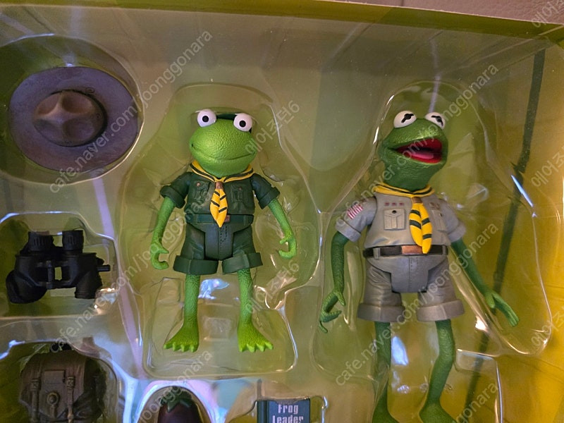 짐핸슨의 머펫츠 개구리 스카우트 대장 커밋 피규어 이미지