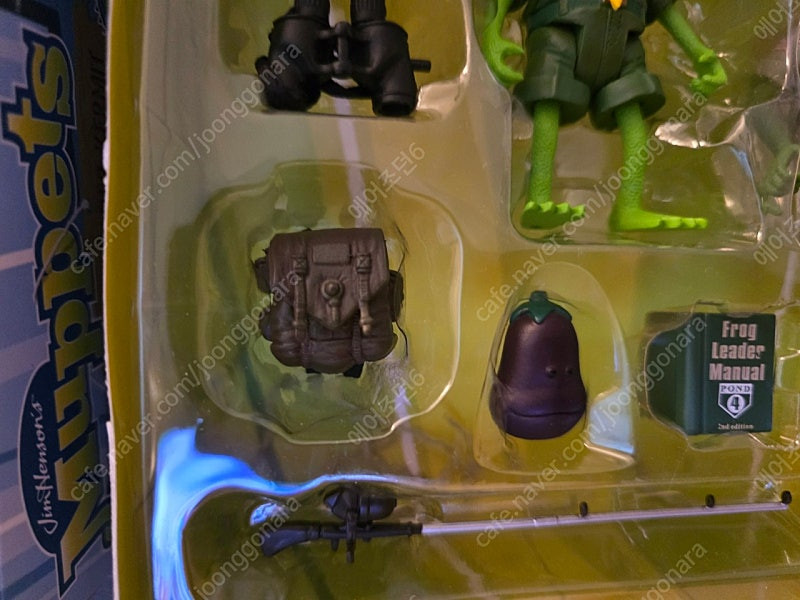 짐핸슨의 머펫츠 개구리 스카우트 대장 커밋 피규어 이미지