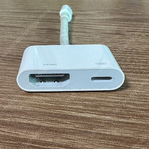 애플 라이트닝 Lightning Digital AV 어댑터 HDMI USB C 어댑터 판매합니다.