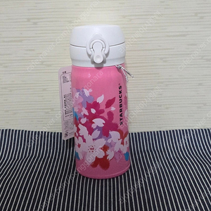 스타벅스 일본 한정 2016 사쿠라 2탄 핸디 스텐레스 보틀 350ml 새상품 팝니다