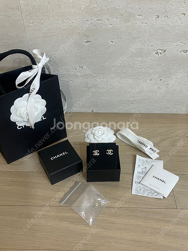 샤넬 CC로고 귀걸이 a88429 금장 (정품)--0