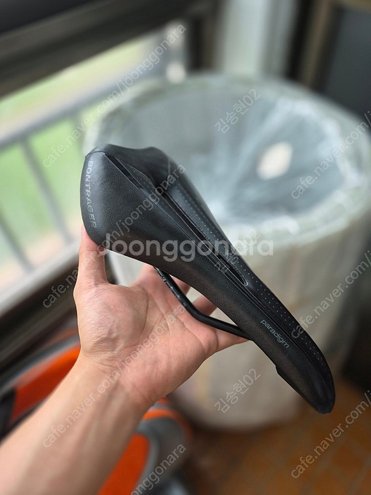 본트래거 로드 자전거 안장--0