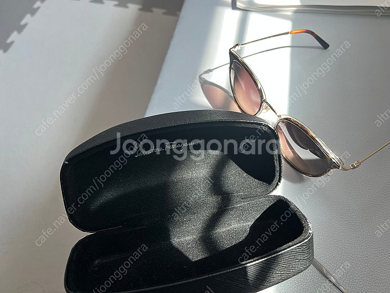 페레가모 선글라스--3