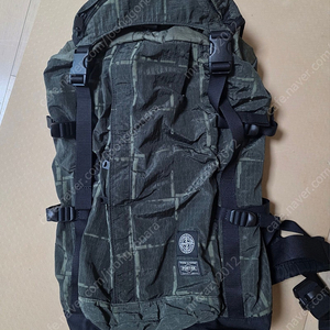 요시다포터 스톤아일랜드 나일론메탈 밀리터리 백팩