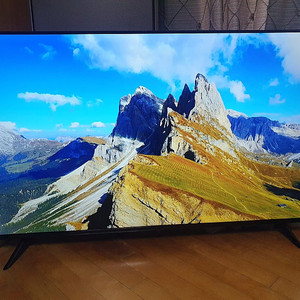 55인치 티비 모니터 UHD TV 4K HDR10 거의 새제품 양천구