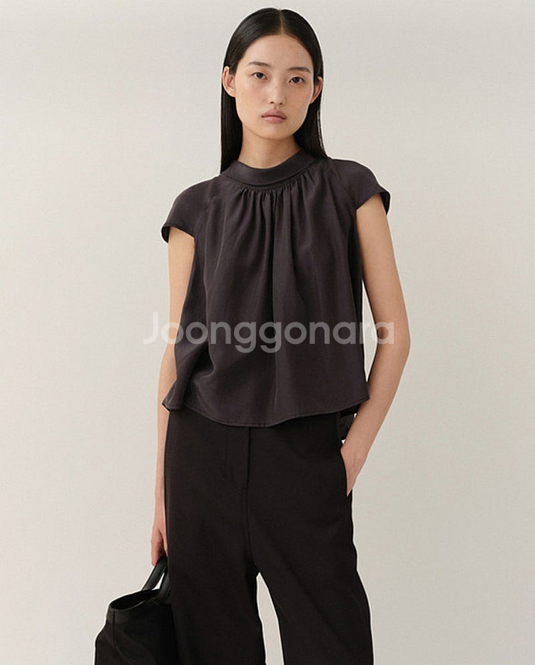 킨더살몬 Gather Blouse Dark 판매--0