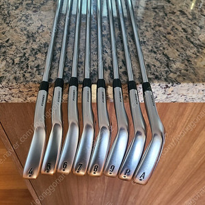 캘러웨이 Apex pro 21 아이언세트 (4 ~ P) + 특주(A) 판매합니다.