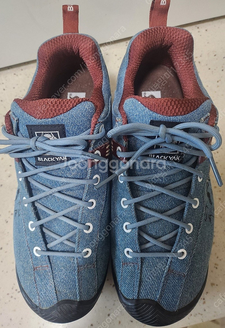[급처분/최종가] [45,000원] 블랙야크 히말라야 워킹 & 등산화 255mm--2