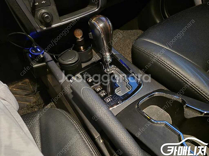 [KG모빌리티(쌍용) ]뉴코란도C 2WD 2.0 CVT...--9