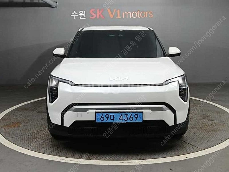 10,844 km EV3 중고 전기중고차 롱레인지 에어...--6