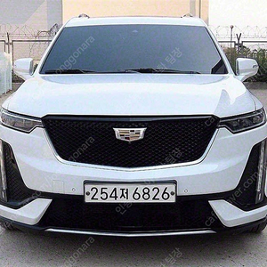 78,895 km 캐딜락 XT6 중고 3.6 스포츠 중고자동차 당일 출고 흰색