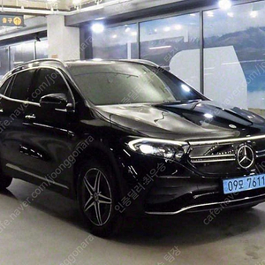 벤츠 EQA 중고차 벤츠 중고차 수입중고차 검정색 2023년식 12,152km EQA 250 AMG 라인 중고자동차 매장