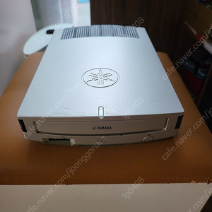 야마하 YAMAHA CRW-F1UX 라이터기 CDRW 판매합니다.(CD굽기) 1배속 지원