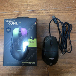 [택포] ROCCAT KONE PRO 마우스 팝니다.