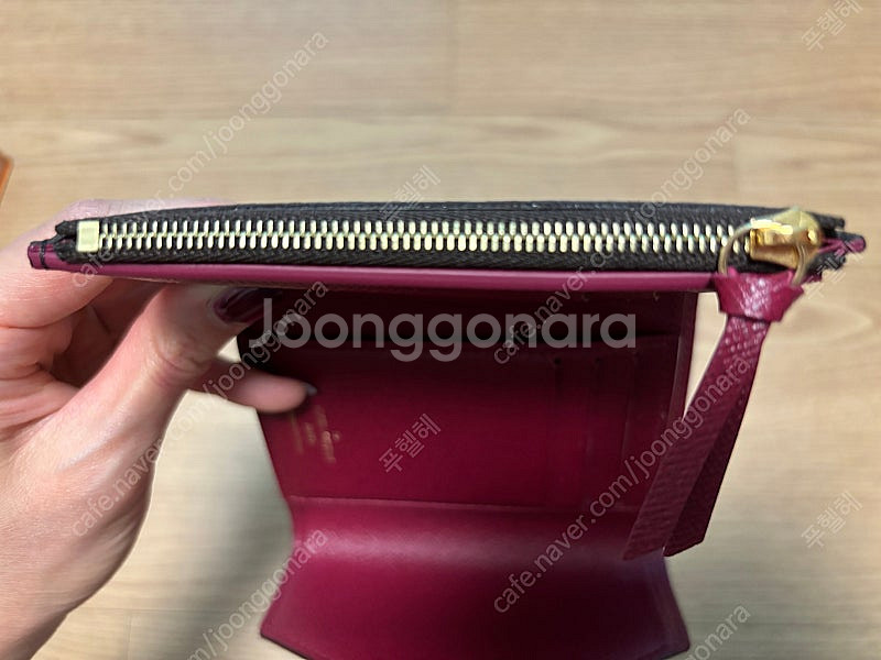 루이비통 빅토린 월릿 푸시아 반지갑--6