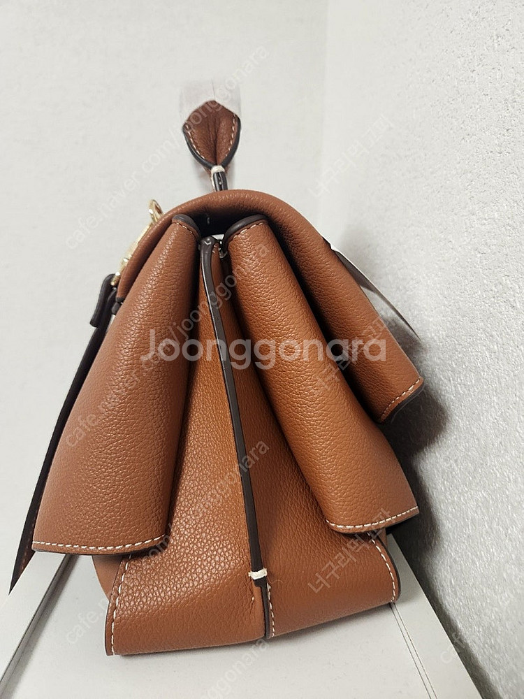 폴렌느 모키 카멜색상--1