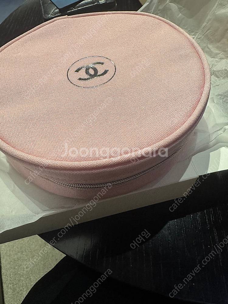 샤넬뷰티 핑크 파우치 및 에코백--2