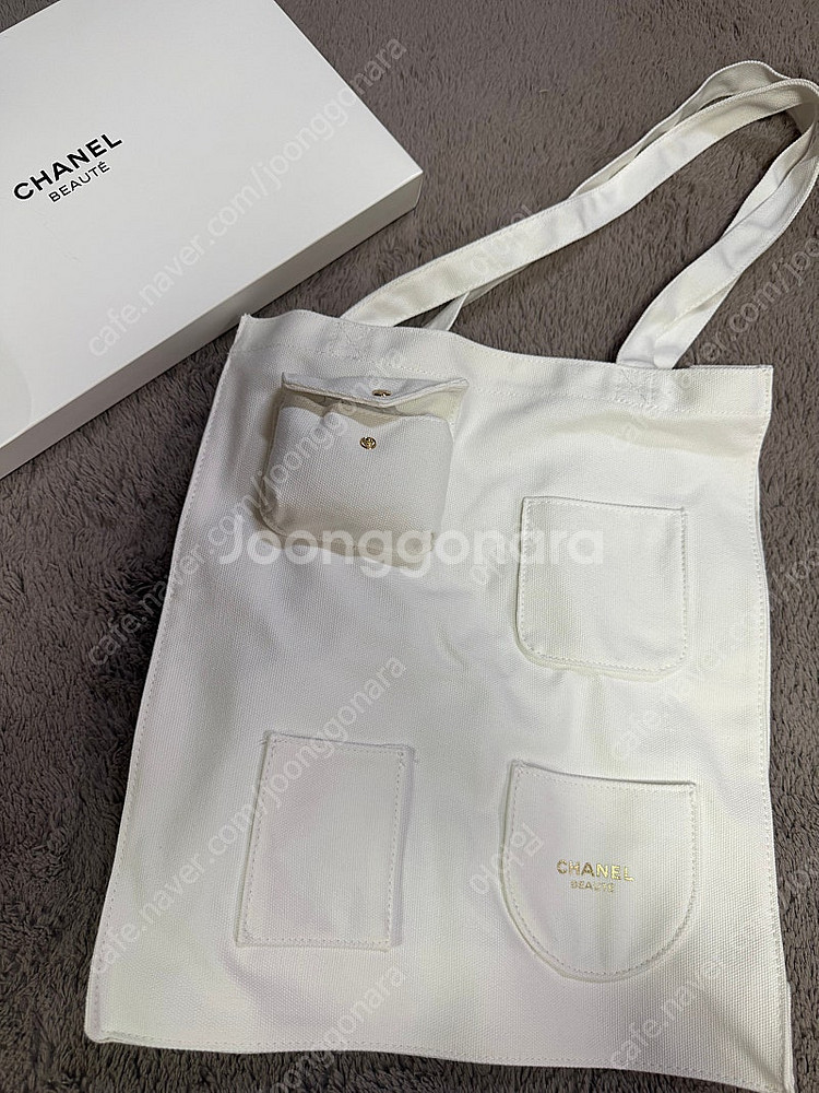 샤넬뷰티 핑크 파우치 및 에코백--3