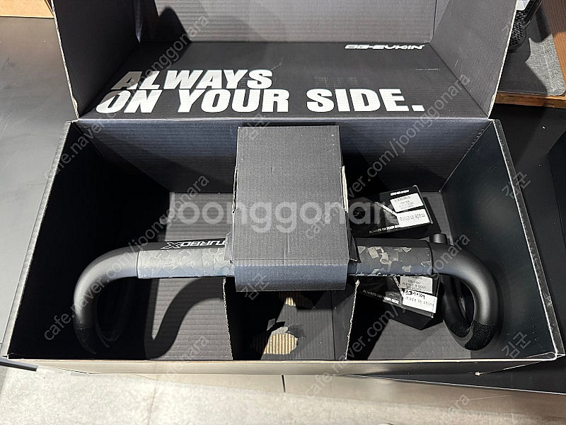 오지에브킨 터보 엑스 일체형 카본 핸들바 신품 팝니다.--0