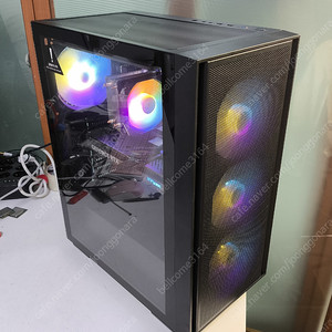 (개인) 9600x 32g RTX 5070 게임용 컴퓨터 본체